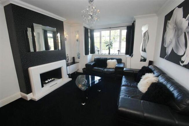 Lounge 3