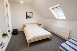Flat 1, 22, Wavertree Road, South Woodford, London E18 1BL