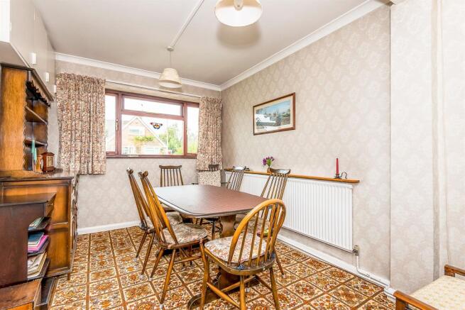Dining Room: