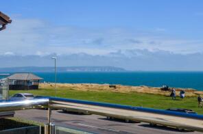 9, 24 Shoreacre, Marine Drive East, New Milton BH25 7DT