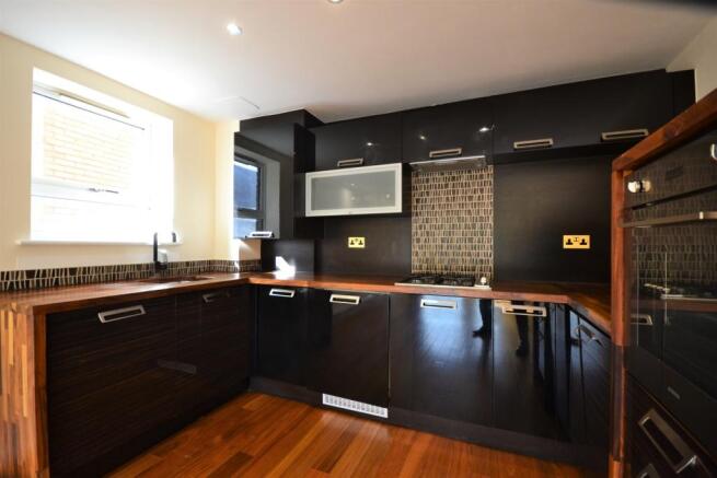 kitchen (2)