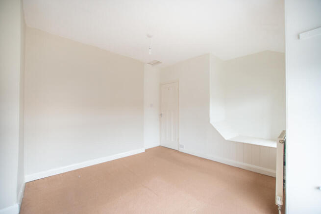 2 bed Terraced to rent Image 12