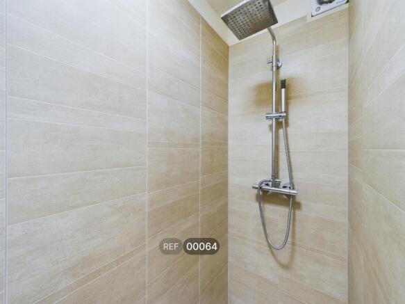 1 bed Hotel Room to rent Image 4