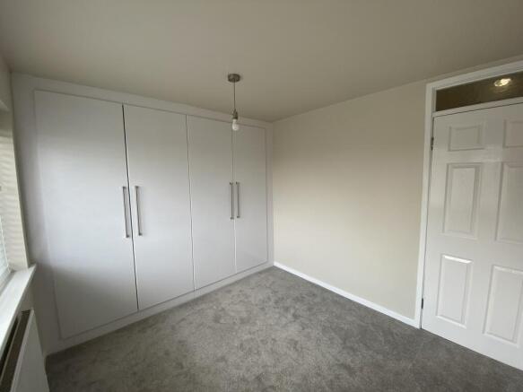 2 bed Town House to rent Image 12