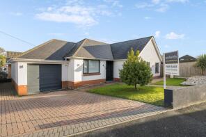 3, Stoborough Drive, Broadstone BH18 8JA