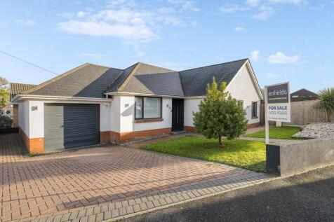 Stoborough Drive, Broadstone, BH18