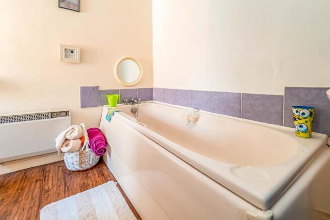 2 bed Maisonette for sale Image 10
