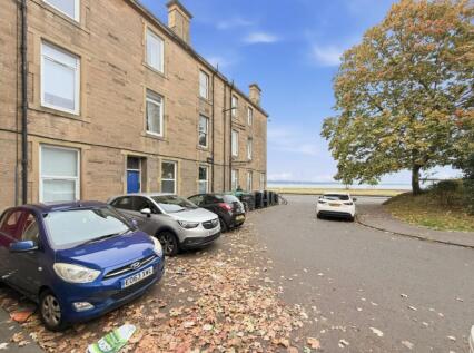 30/2 Lower Granton Road, Granton, Edinburgh, EH5