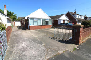 32, Meadow Avenue, Poulton-le-fylde FY6 0HA