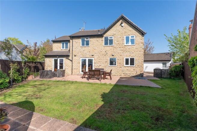 4 bed House for sale Image 8