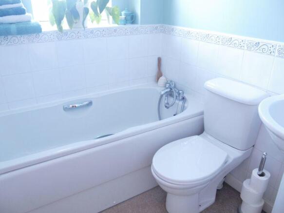 Family Bathroo...