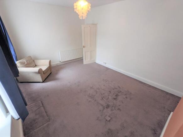 Bedroom One (3)