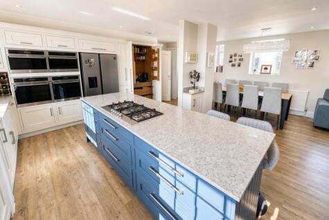 Bath Road, Bournemouth, BH1