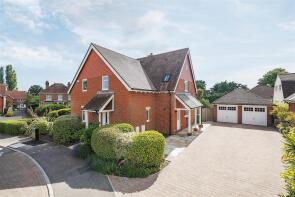1, Hillside Mews, Sarisbury Green, Southampton SO31 7LQ