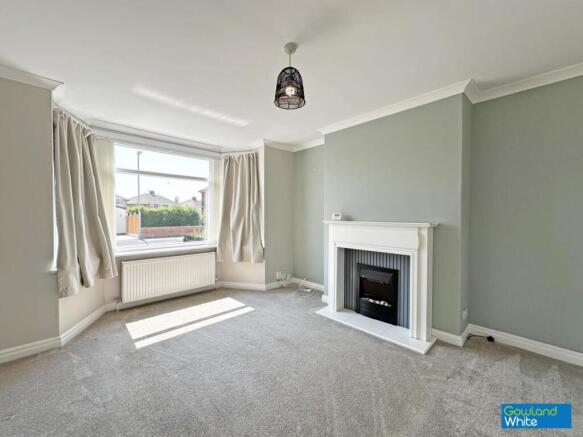 3 bed Semi-Detached for sale Image 8