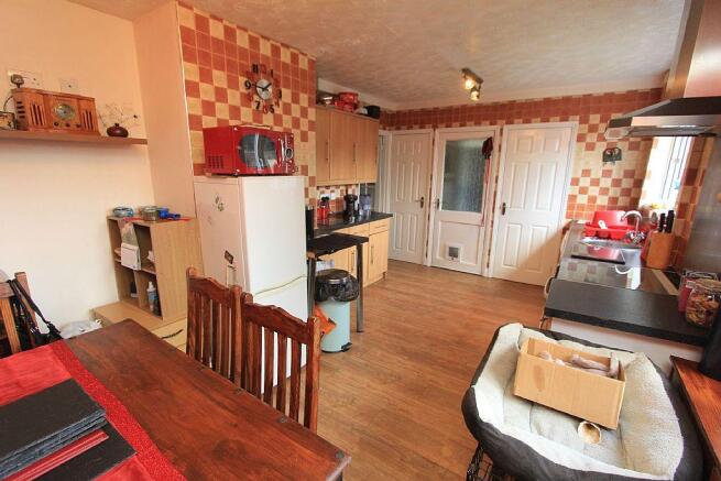 Kitchen/Dining Room