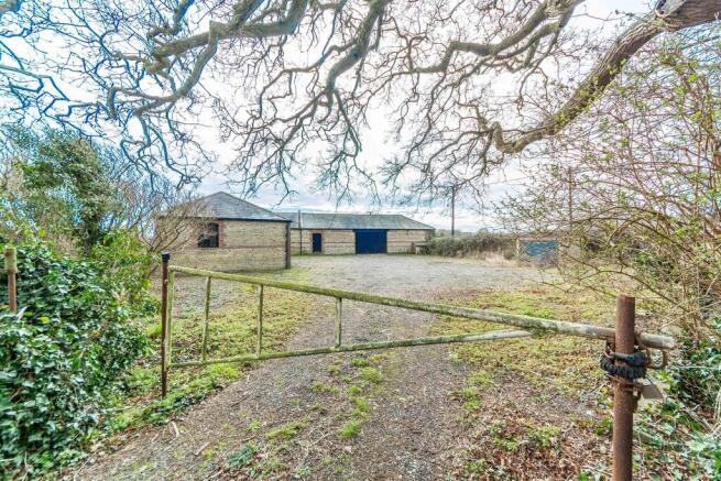 Littleton Barn Fr...