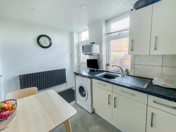 Lister Street, Huddersfield, West Yorkshire, HD5 photo 5