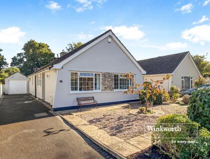 Mayfield Close, Ferndown, Dorset, BH22