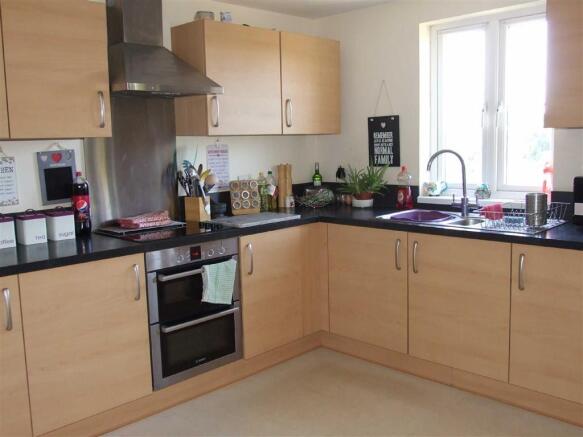 Kitchen / Breakfast Room