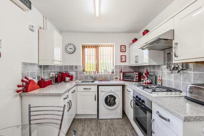 2 bed Detached Bungalow for sale Image 7