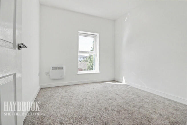 2 bed Apartment to rent Image 5