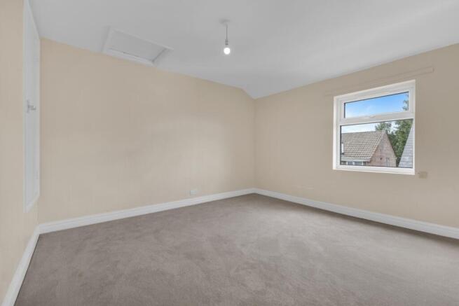 4 bed Terraced for sale Image 11