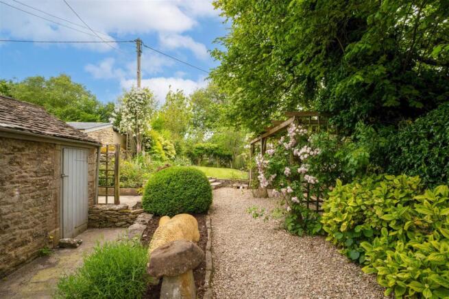 Garden 3.jpg