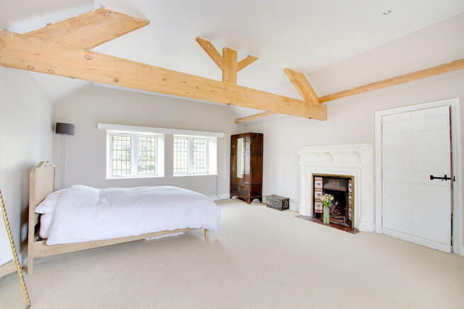Master bedroom 