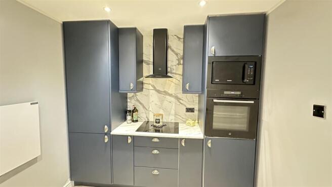 4 bed Terraced for sale Image 6