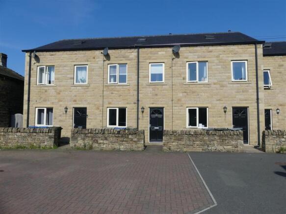 3 bed Town House to rent in keighley