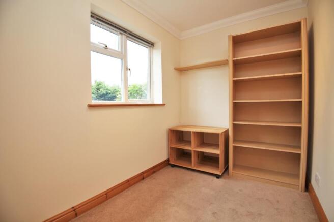 Bedroom 5/Study