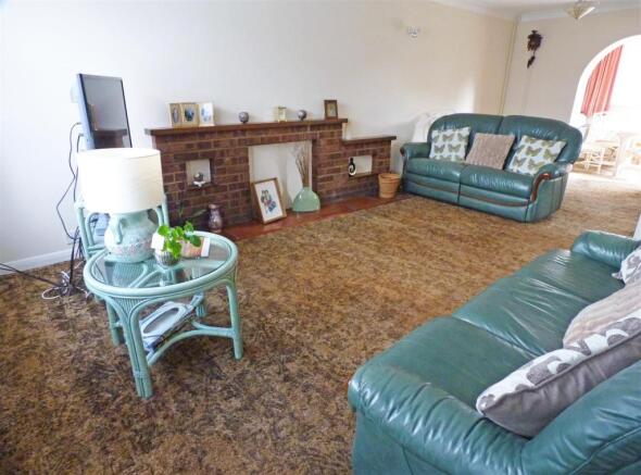 SITTING DINING ROOM