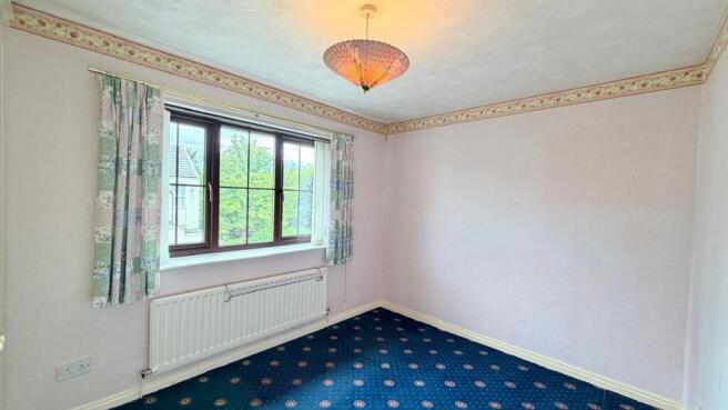 3 bed Semi-Detached for sale Image 11