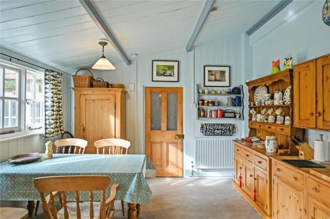 Kitchen/Breakfast Ro