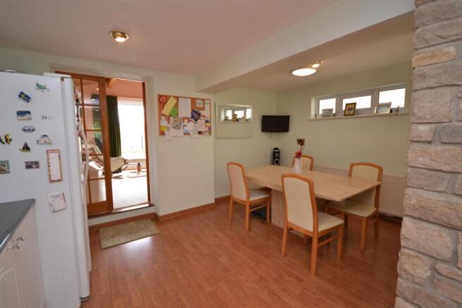 Kitchen-Diner 3.JPG