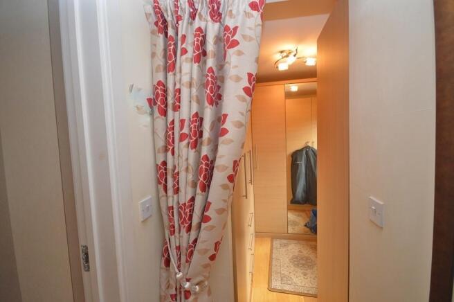 Walk in wardrobe (1).jpg
