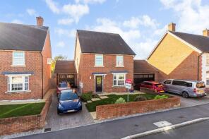 8, Greensand Way, Petersfield GU31 4FS