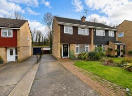 28, Meavy Close, High Wycombe HP13 7BH