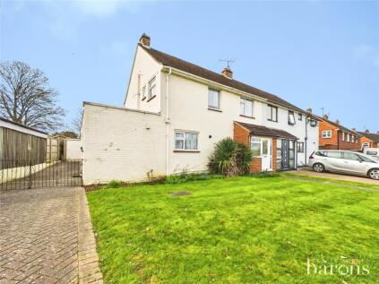 Maple Crescent, Basingstoke, Hampshire, RG21