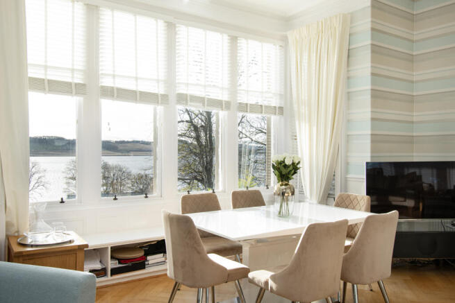 Lounge Dining Room