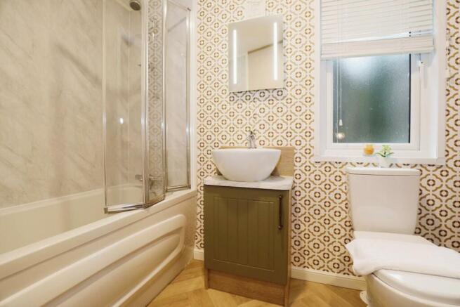 2 bed Park Home for sale Image 11