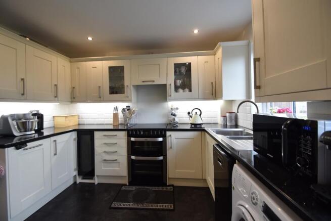 Kitchen / Breakfast