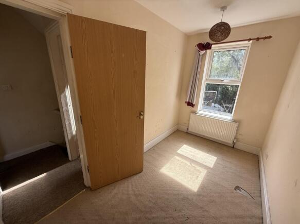 3 bed Terraced for sale Image 8