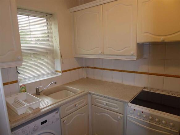 Fitted Kitchen: