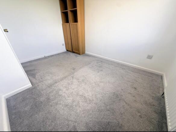 4 bed Detached to rent Image 7