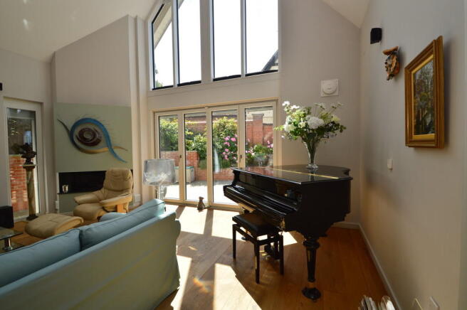 Photo 5