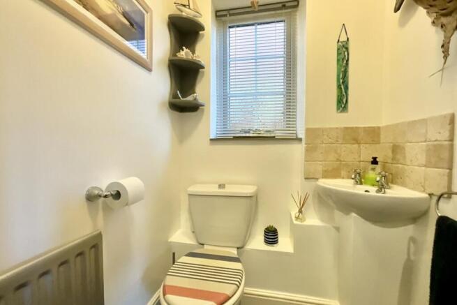 downstairs wc