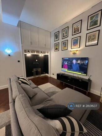  Tv Area With Desk Space 