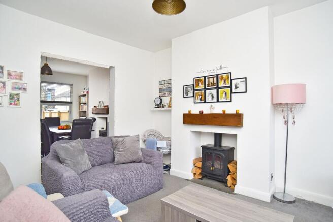 3 bed House for sale Image 8